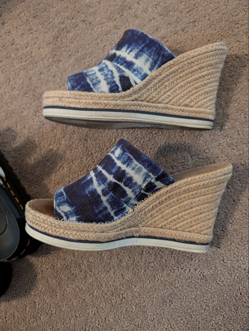 Toms Blue Tie-Dye Slide Sandals for Women - Picture 2 of 6